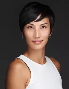 Zona Chang, Vernon, Real Estate Agent